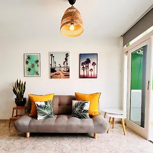 https://apartment-palm-trees-view-of-the-dunes.in-canary-islands.com